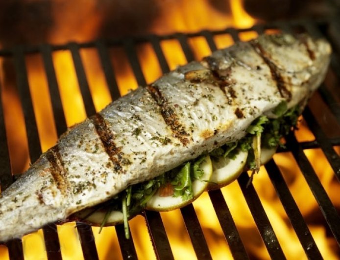 Fish Fry Fridays: A Guide to Oistins (Barbados) and Gros Islet (St. Lucia).