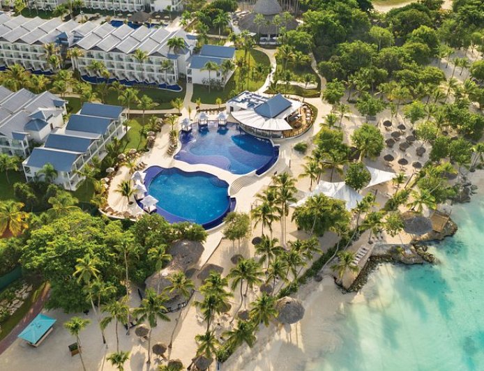 Resorts With Best Beachfront Infinity Pools