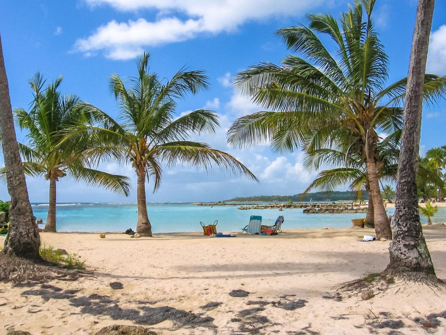 Weather & Best Time to Visit Each Island