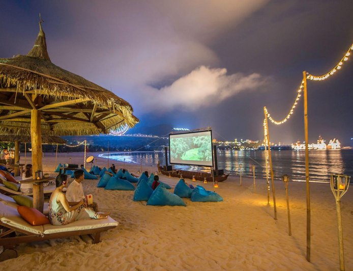 All-Inclusive Experiences Beyond Food: Cinema, Art & Music
