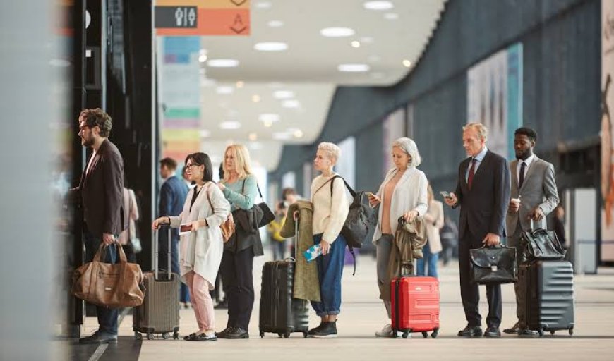 When Hurricane Season Affects Flight Pricing